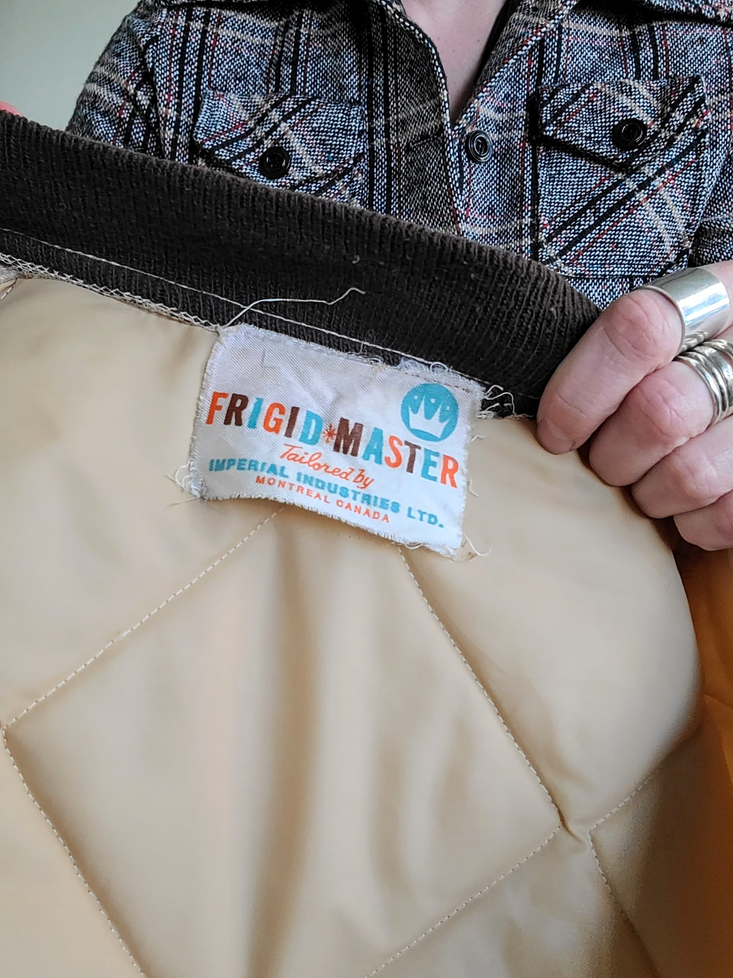 The Frigid Master French Canadian Quilted Vintage Puffer L-XL