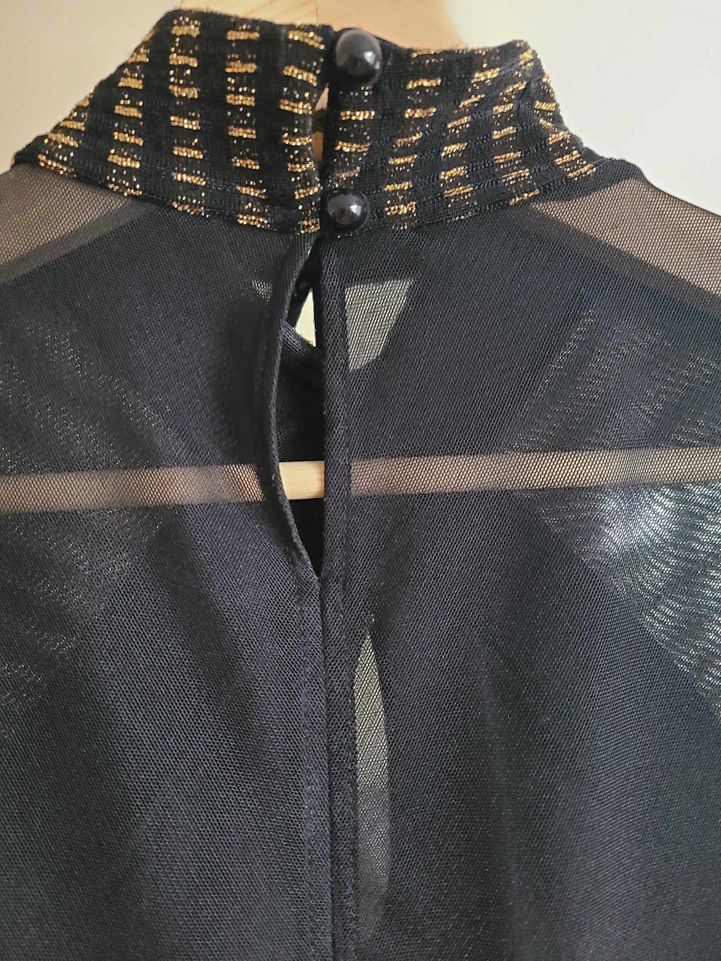The Xena Vintage 60s Mesh Blouse XS-S