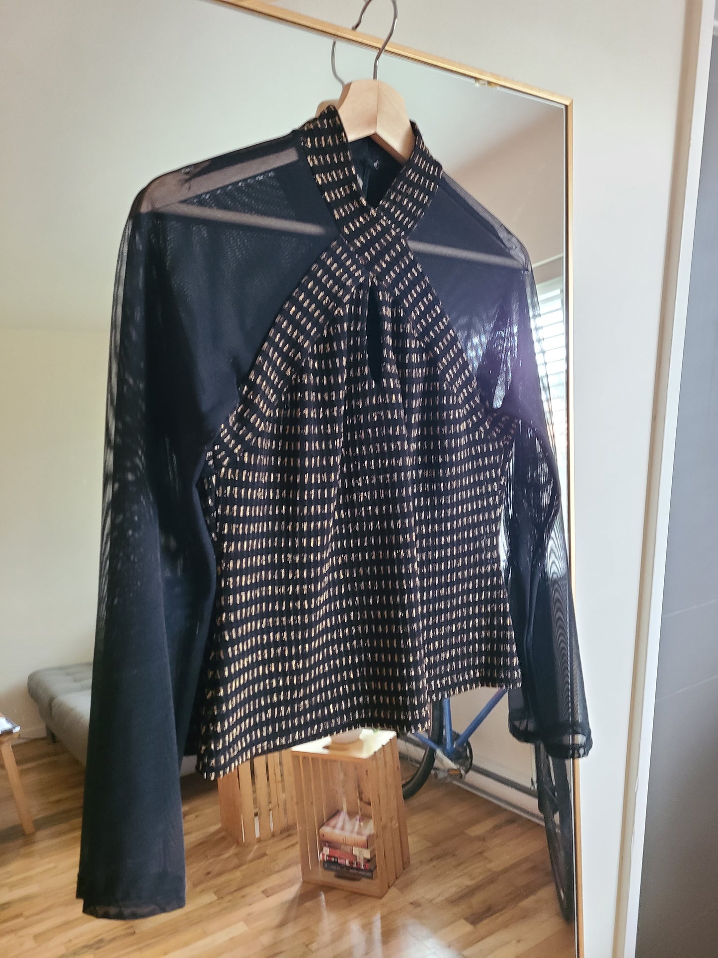 The Xena Vintage 60s Mesh Blouse XS-S