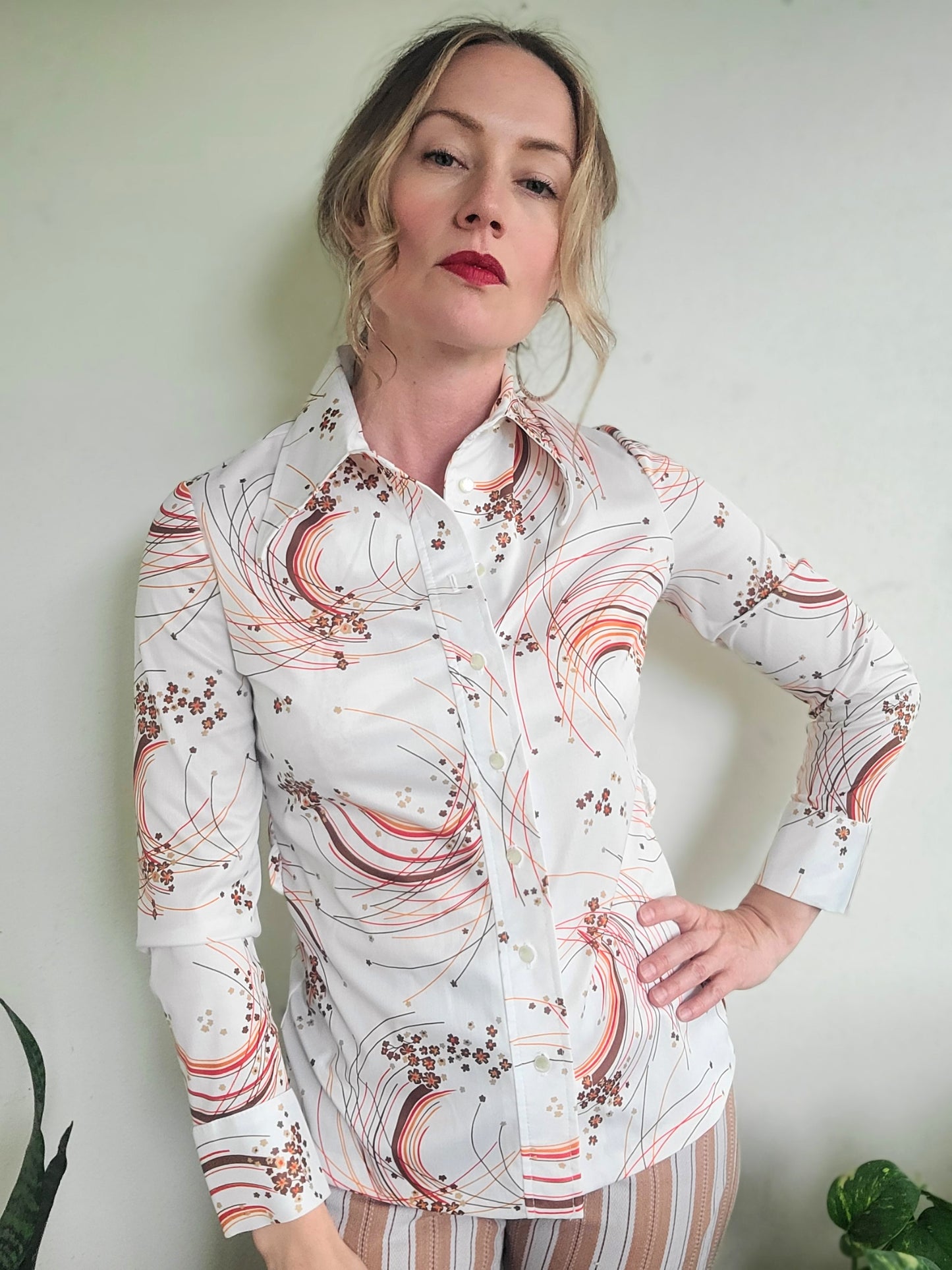 The McJagger Dagger Collar Vintage Button Down S-M