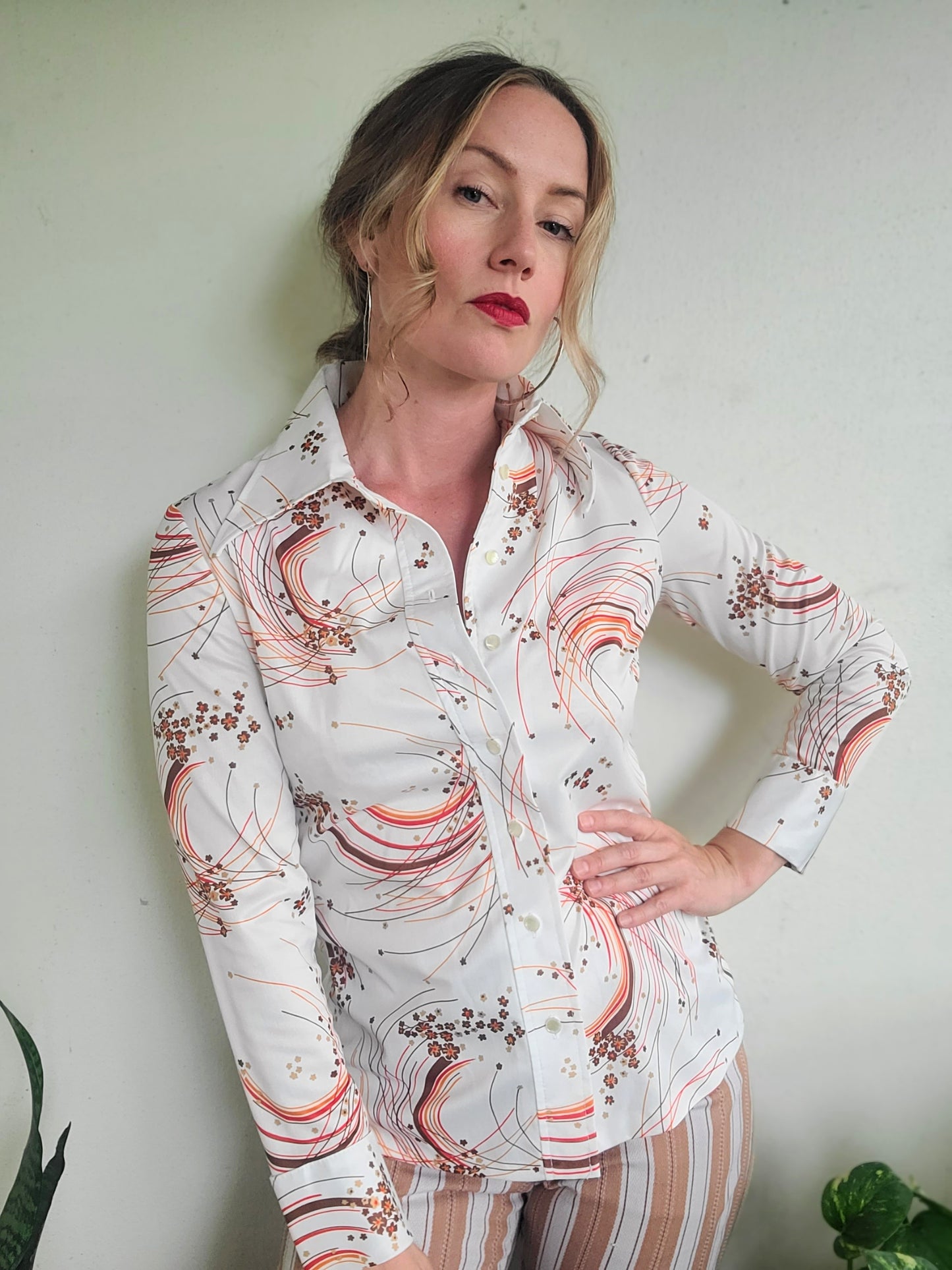 The McJagger Dagger Collar Vintage Button Down S-M