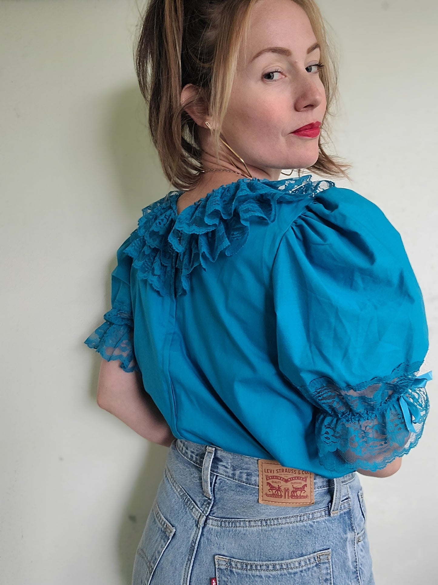 The Ocean Prairie Ruffly Blouse M-L