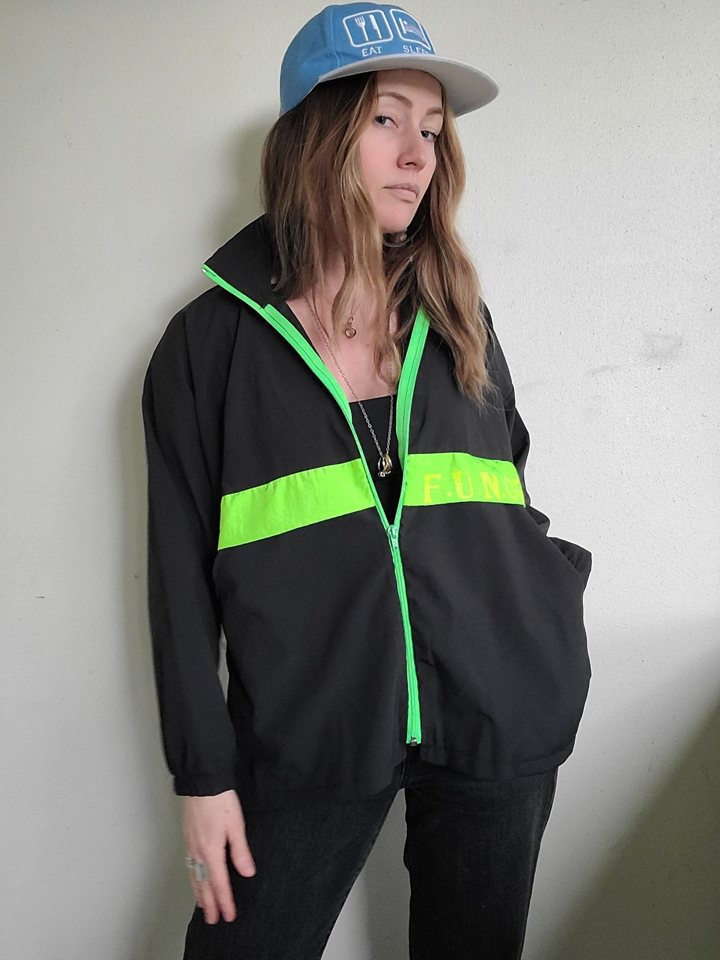 F.U.N. Gear Vintage 90s Windbreaker M-L