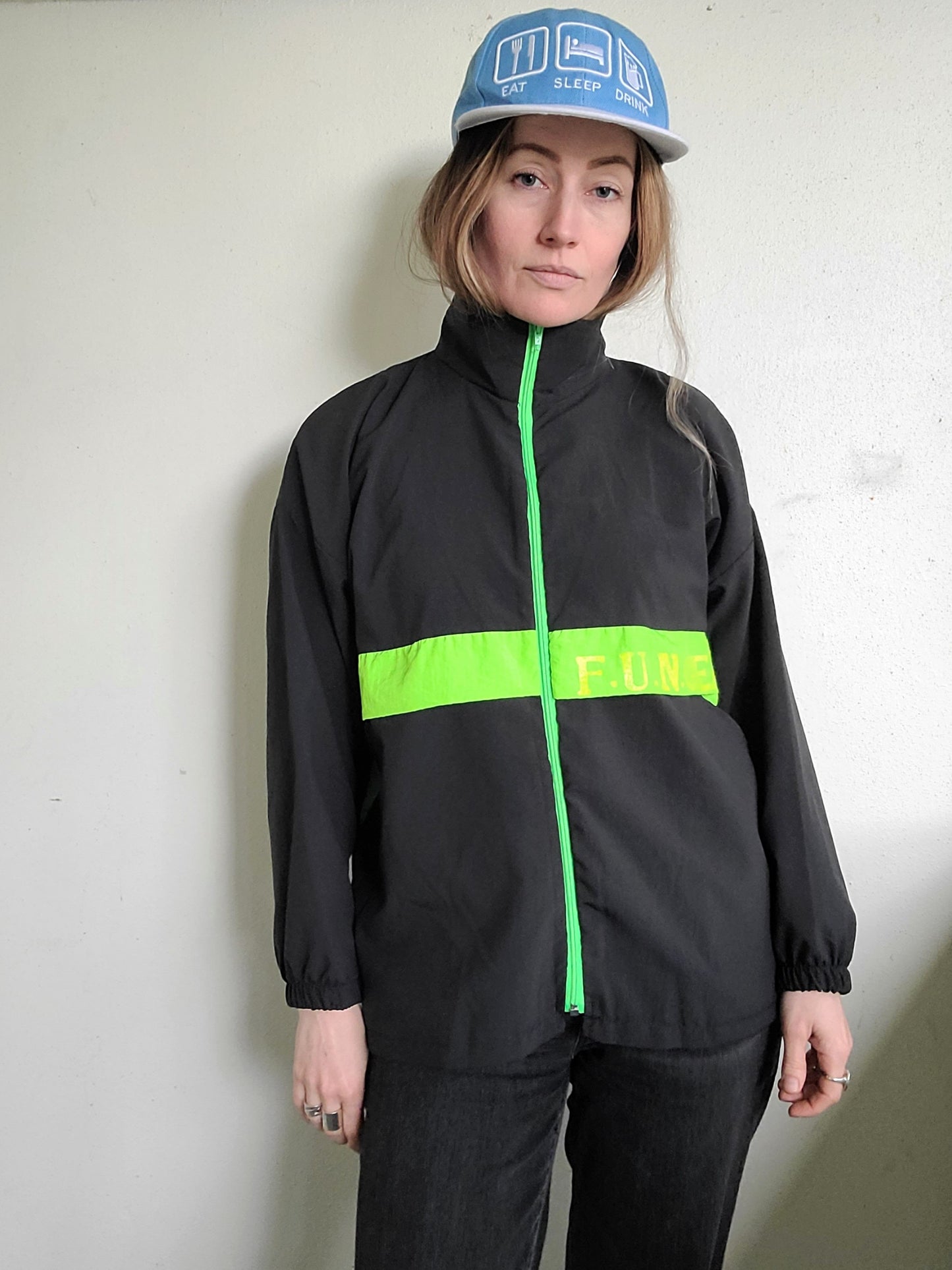 F.U.N. Gear Vintage 90s Windbreaker M-L
