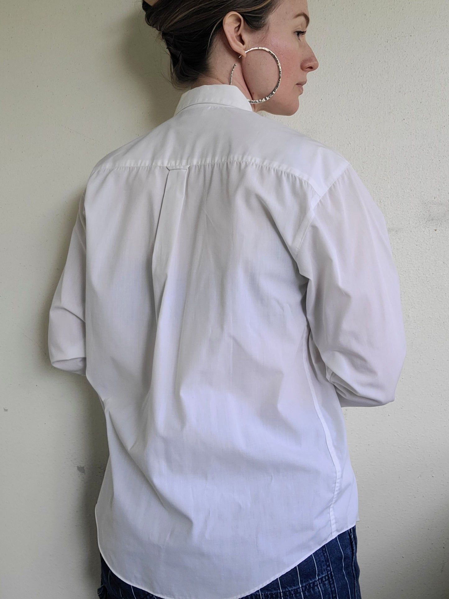 The Elisa Vintage White Embroidered Button Down L