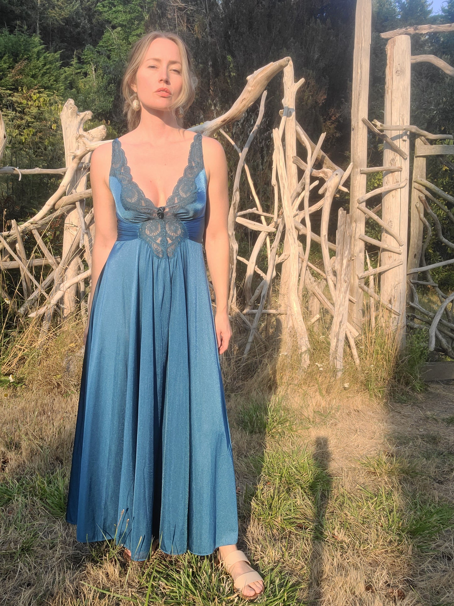 The 1970s Olga Butterfly Lace Nightgown M