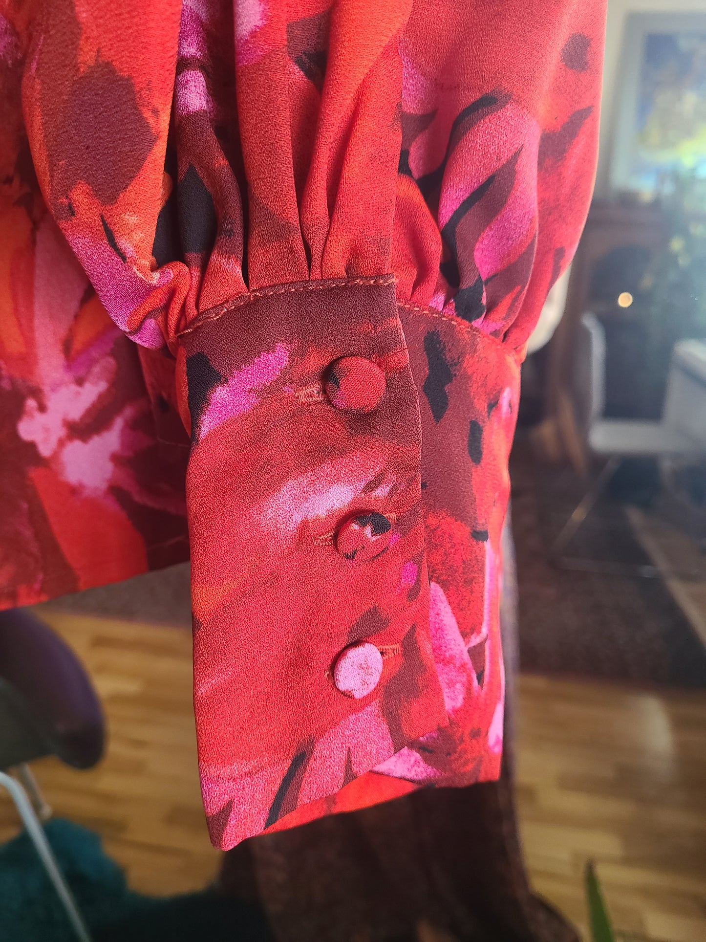 The Fiona Preloved Floral Blouse M