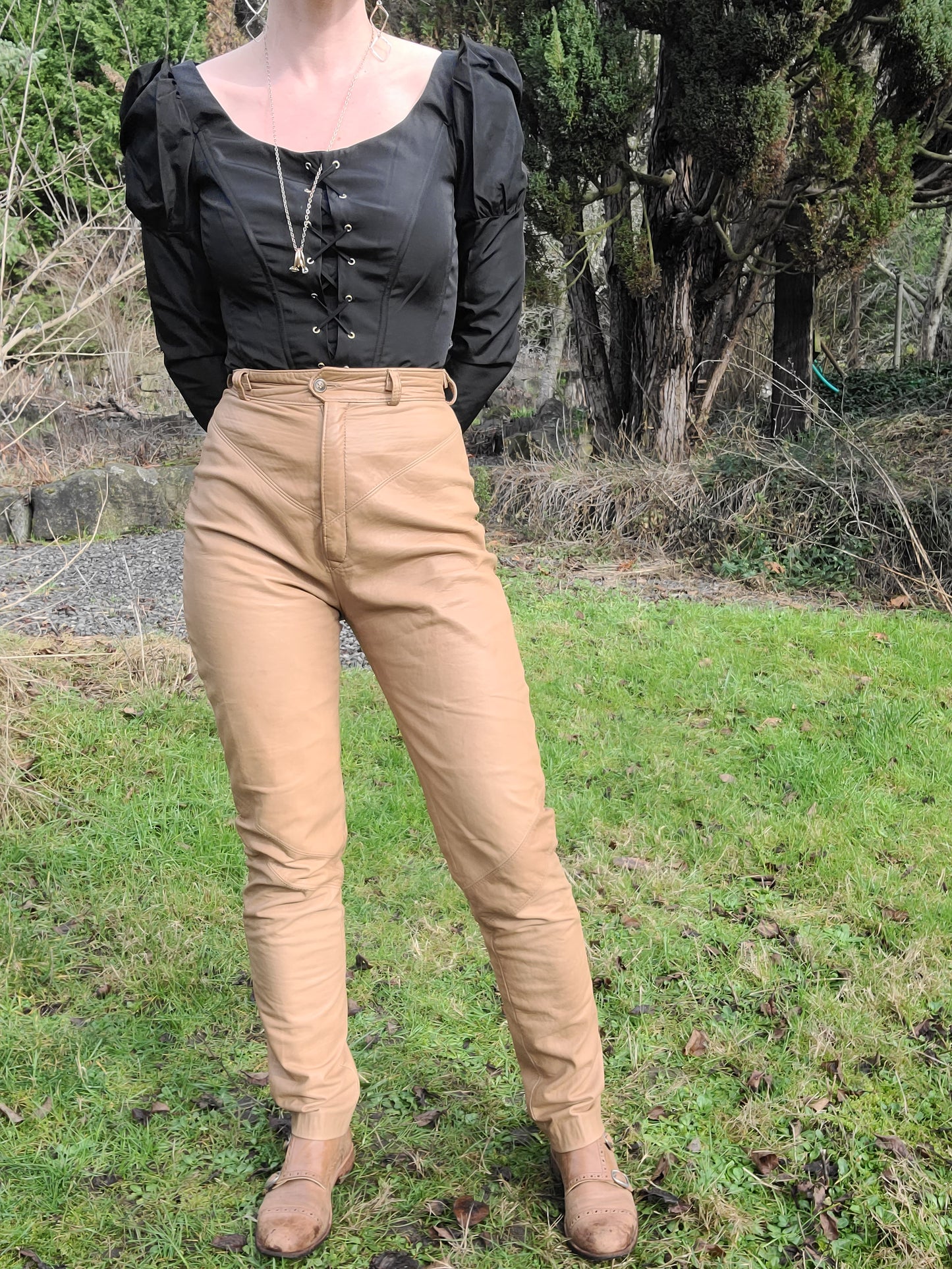 The Lynn High Waisted Early 80s Camel Leather Trousers XS-S