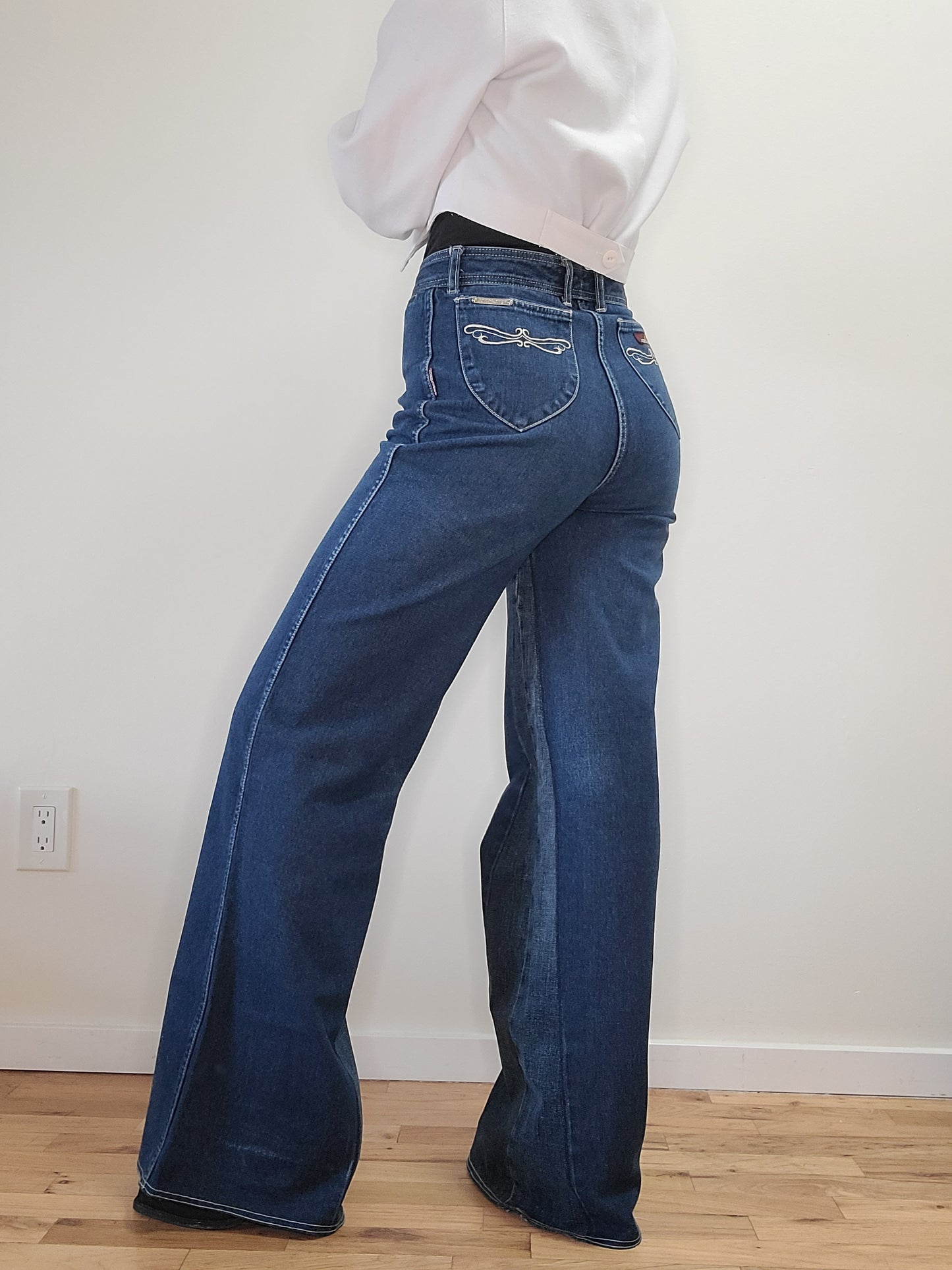 The Amy Reworked High Rise Vintage Jordaches Flares 28
