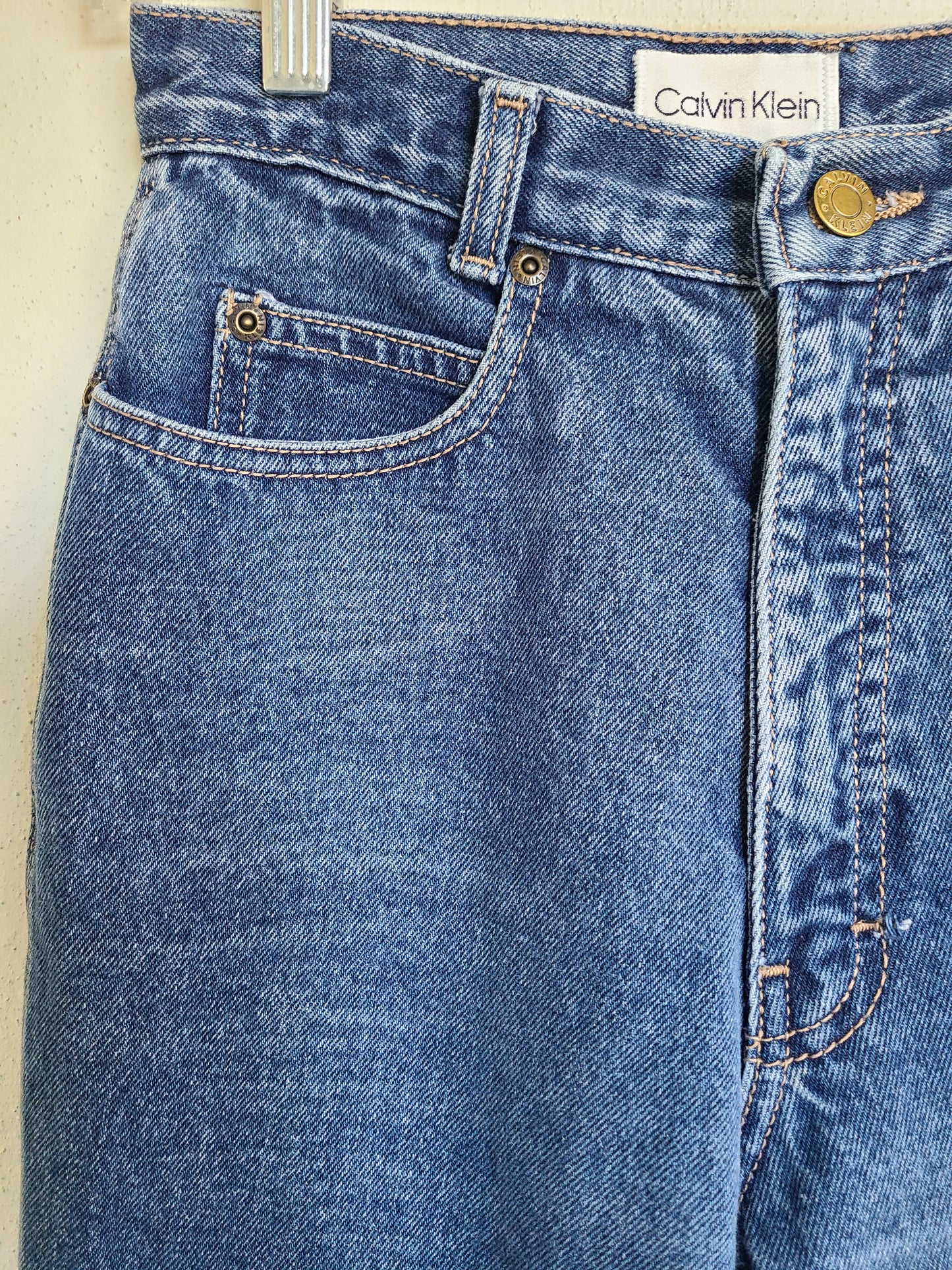 The 90s Does 70s Vintage Calvin Klein Straight Leg Jeans 24-25 x 33