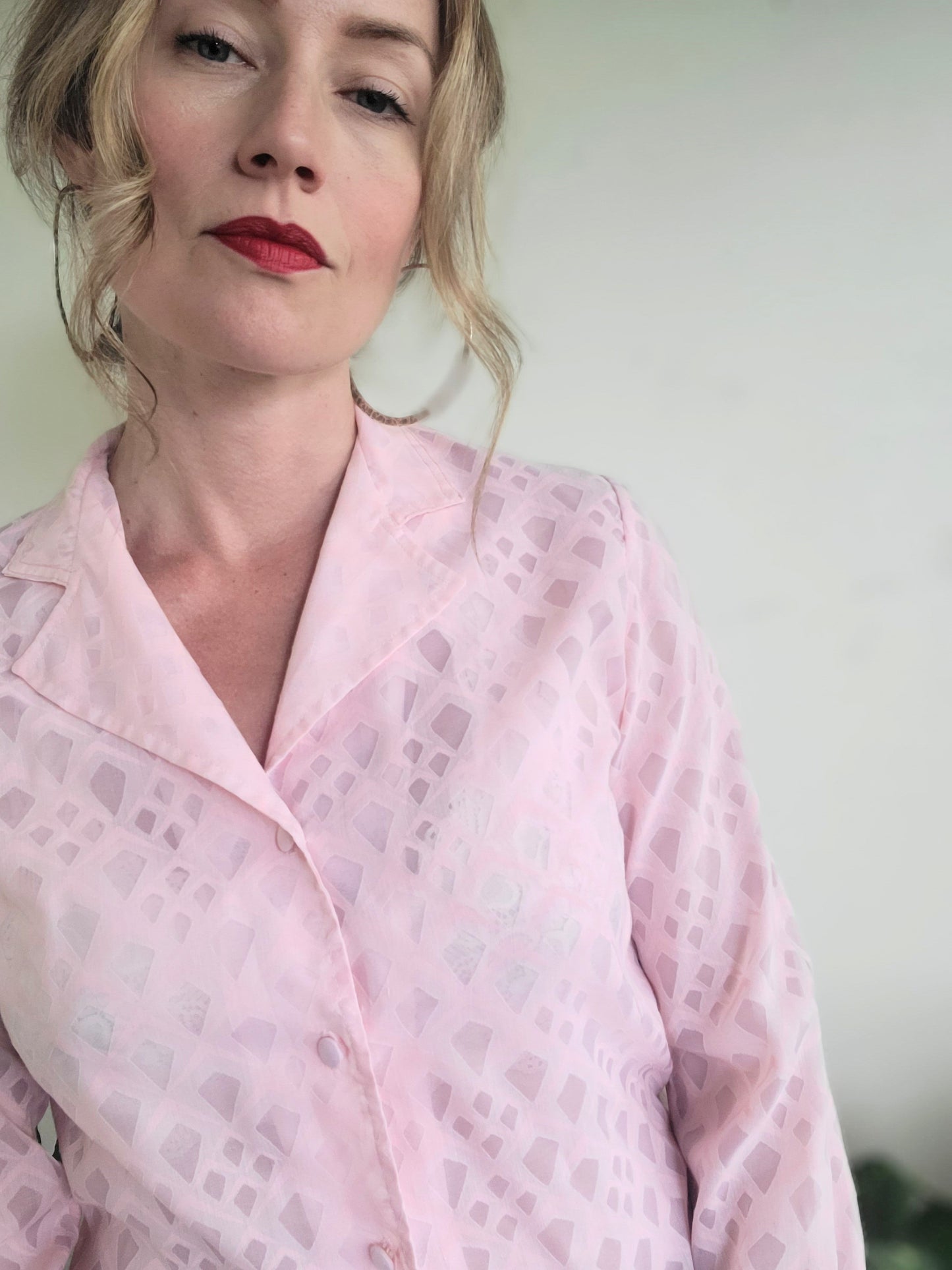 The Carnation Sheer Handmade 60s Button Down S