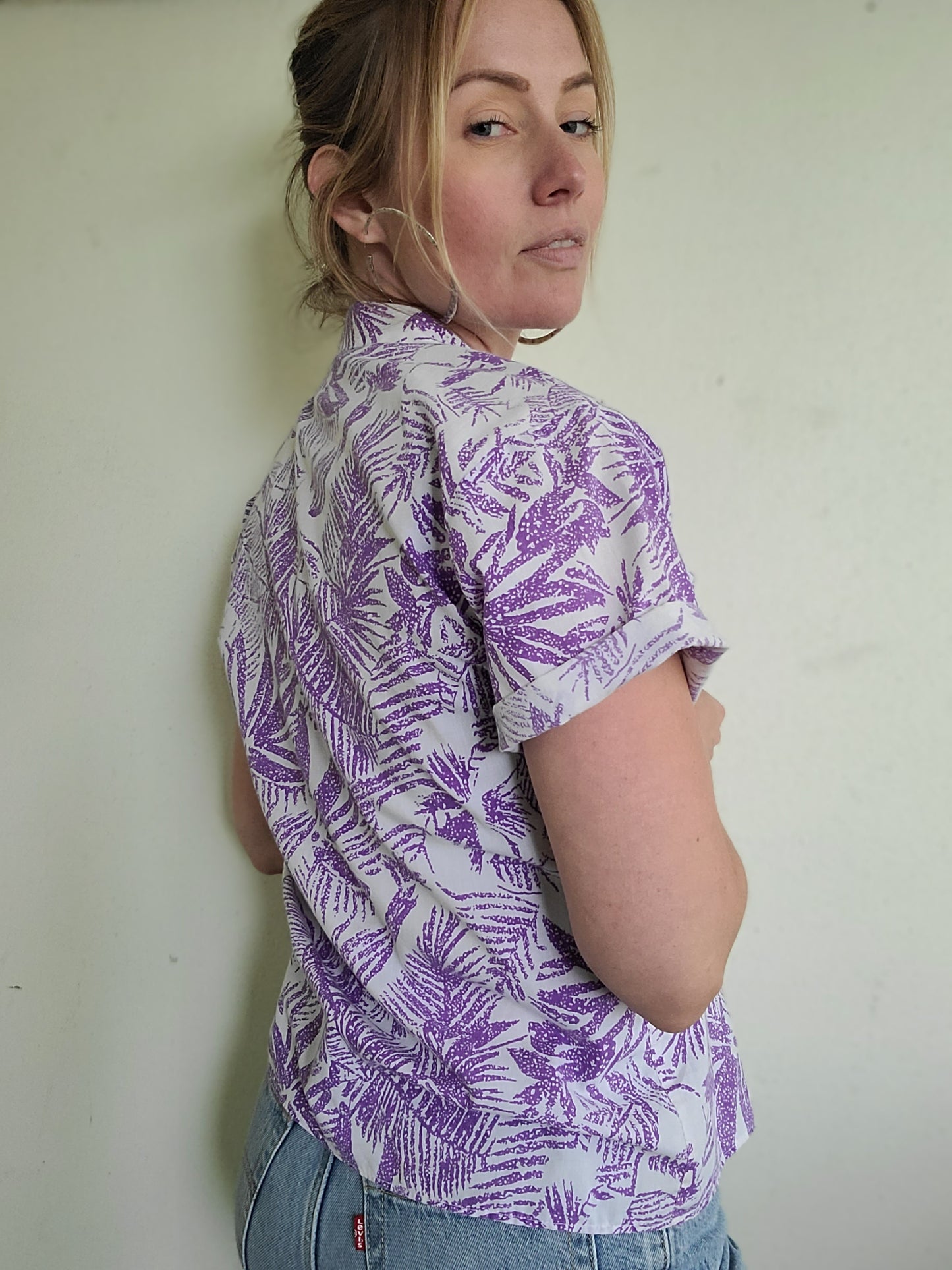 The California Girl Vintage Hawaiian Button Down S