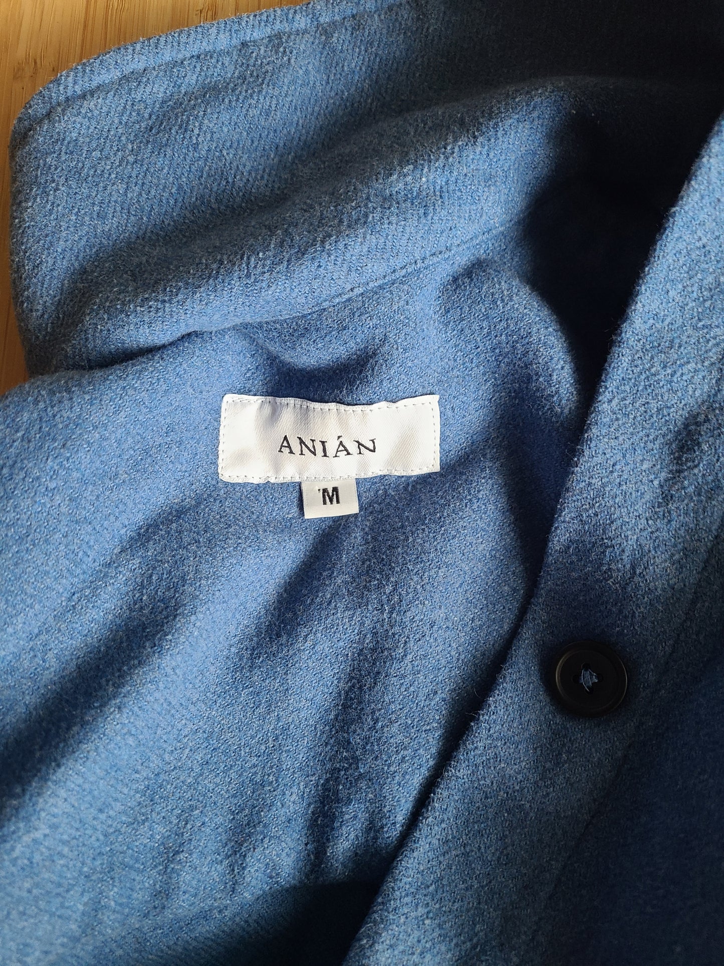 The Preloved ANIAN Button Down Mens M