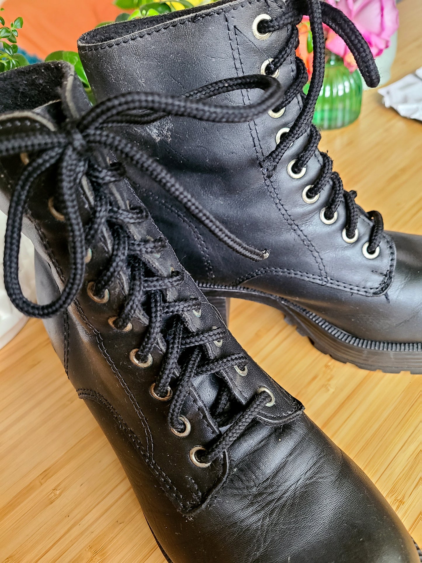 The Janine Vintage Platform Combat Boots Vtg 8