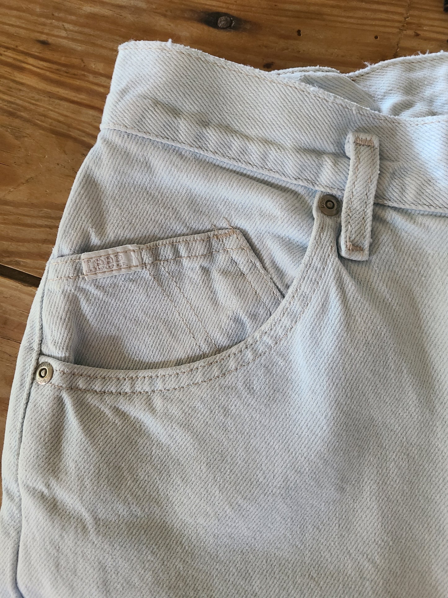 The LEE Riders Bleached 80s Union Made In USA Jeans 26