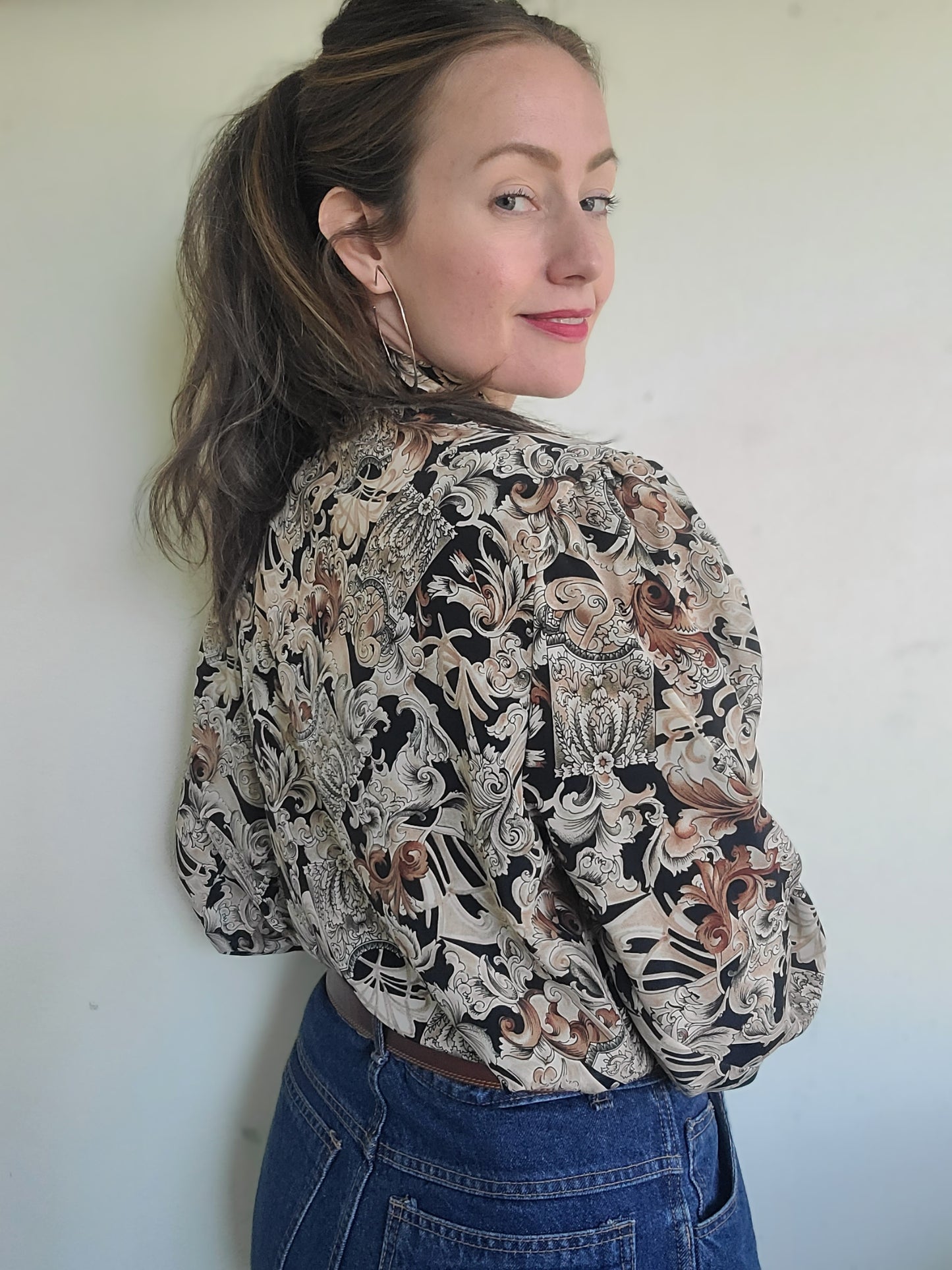 The Robin Vintage 80s Ascot Tie Blouse L