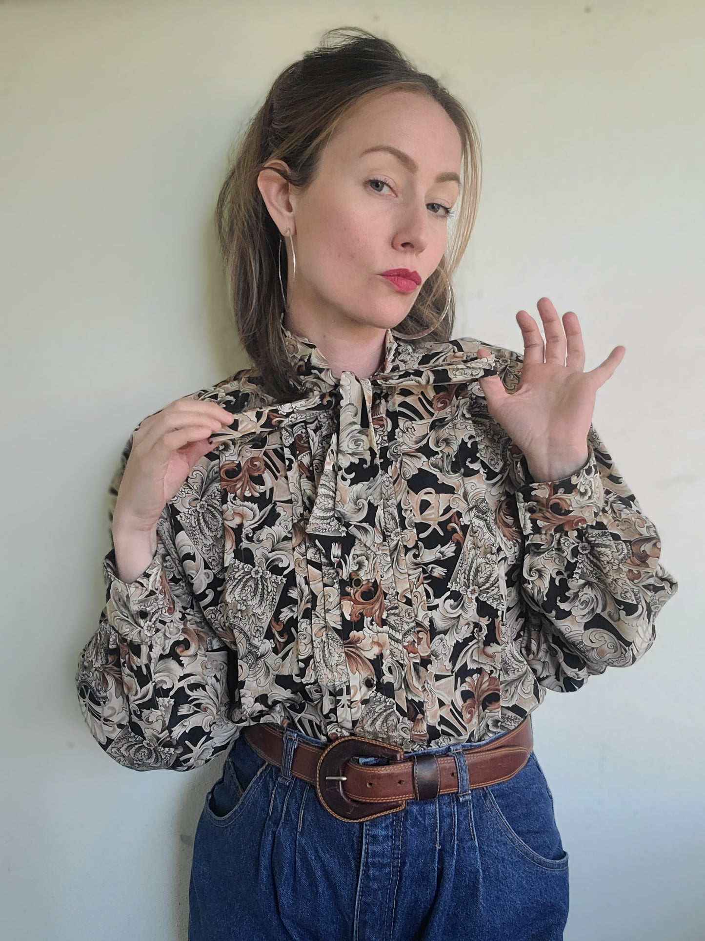 The Robin Vintage 80s Ascot Tie Blouse L