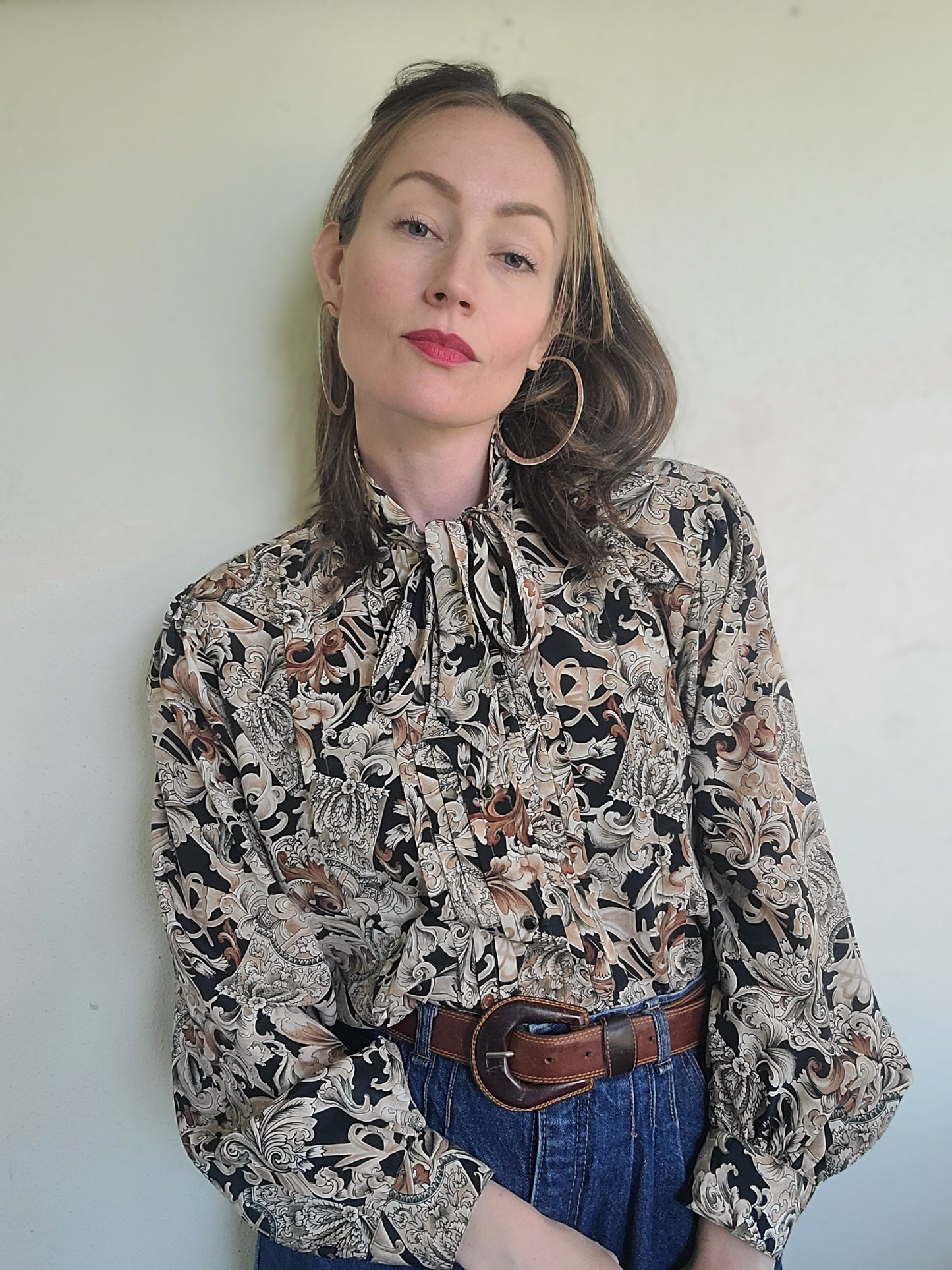 The Robin Vintage 80s Ascot Tie Blouse L