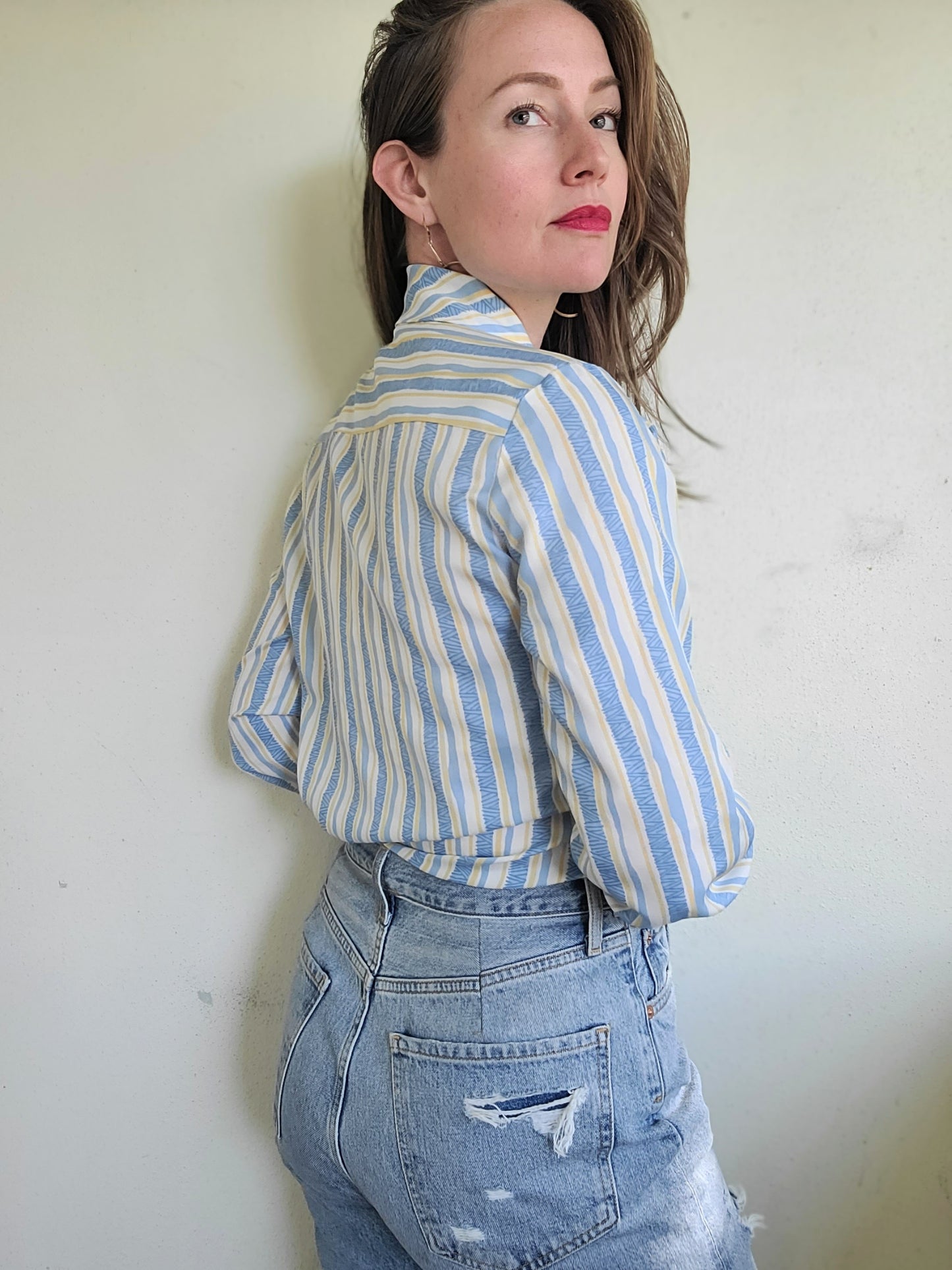 The Anne Vintage 70s Ascot Tie Blouse S
