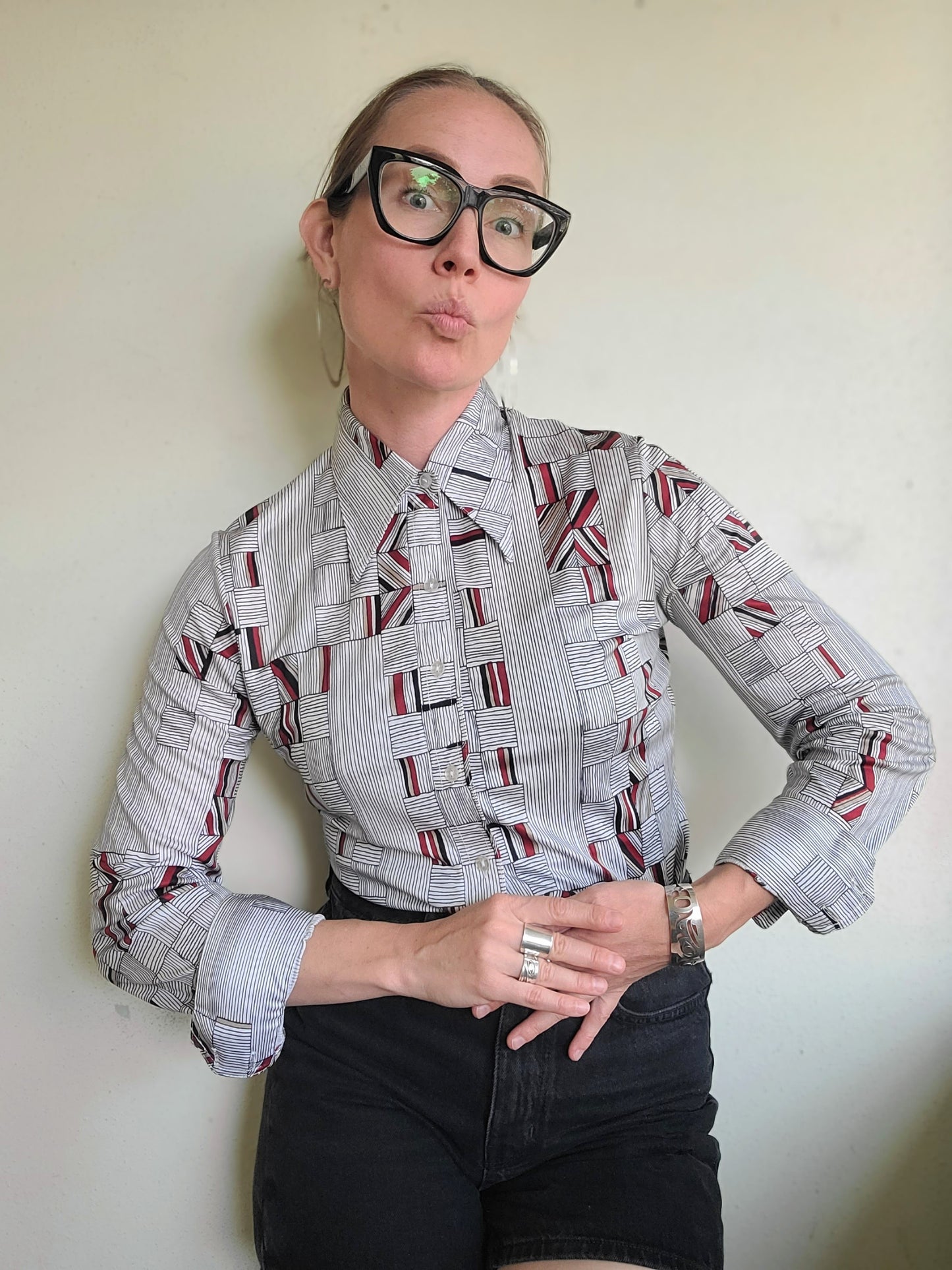 The Mondrian Vintage 70s Dagger Collar Blouse S/M