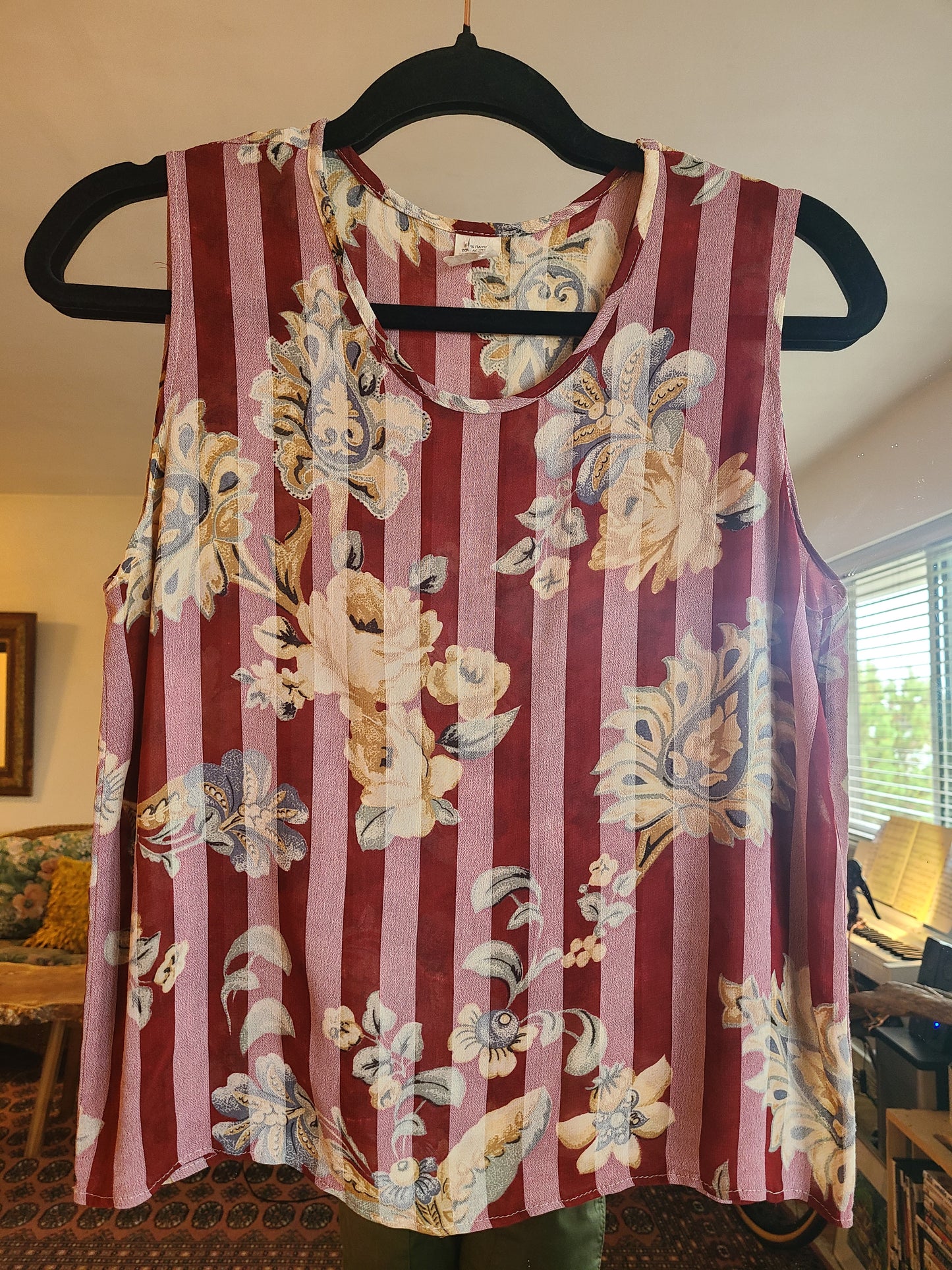 The Carrie 90s Sheer Sleeveless Blouse S/M