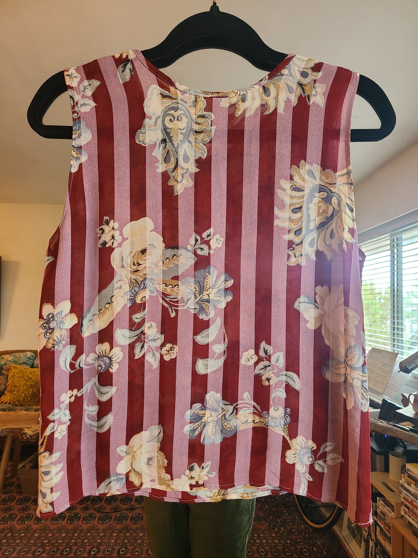 The Carrie 90s Sheer Sleeveless Blouse S/M