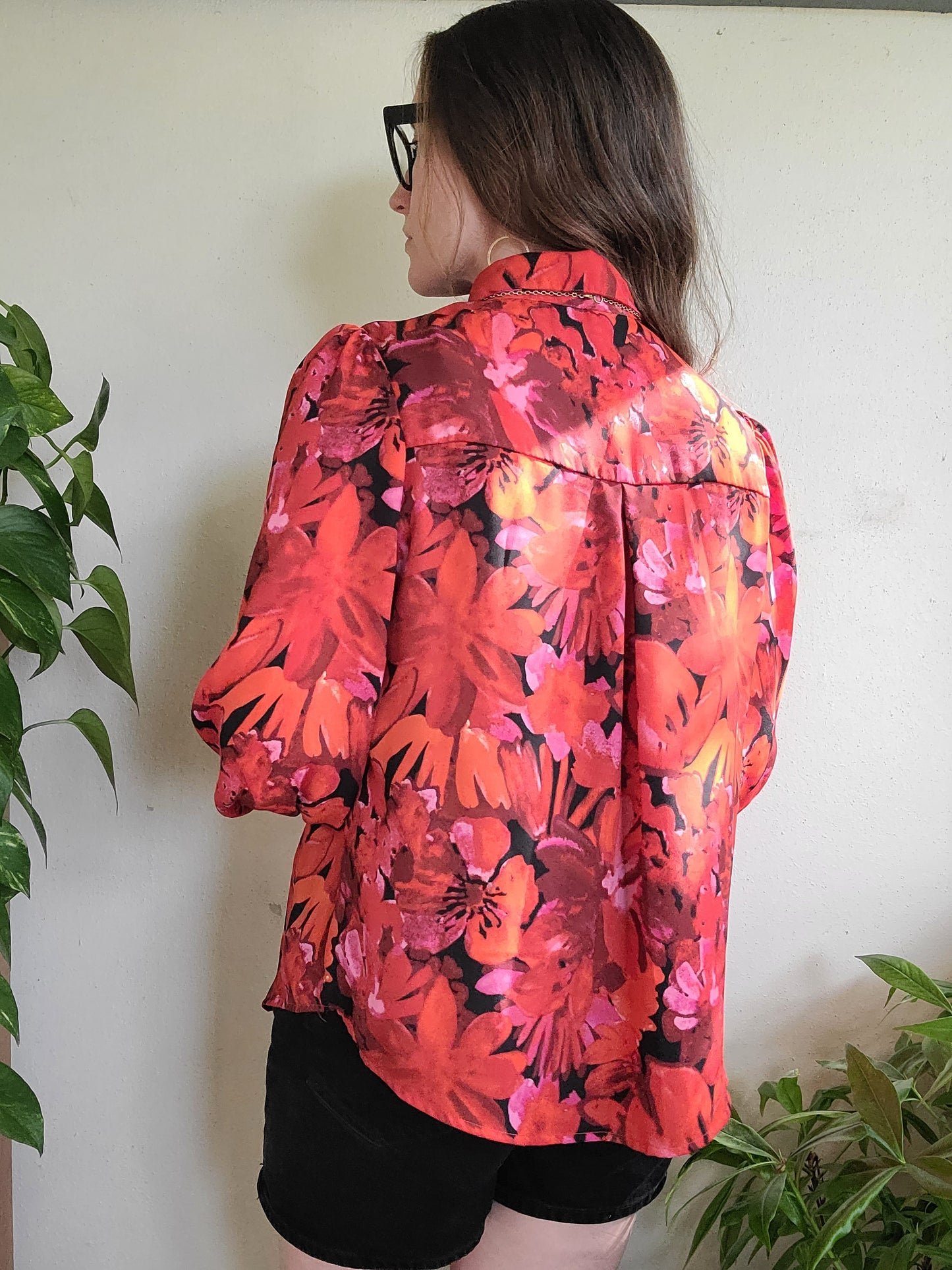 The Fiona Preloved Floral Blouse M