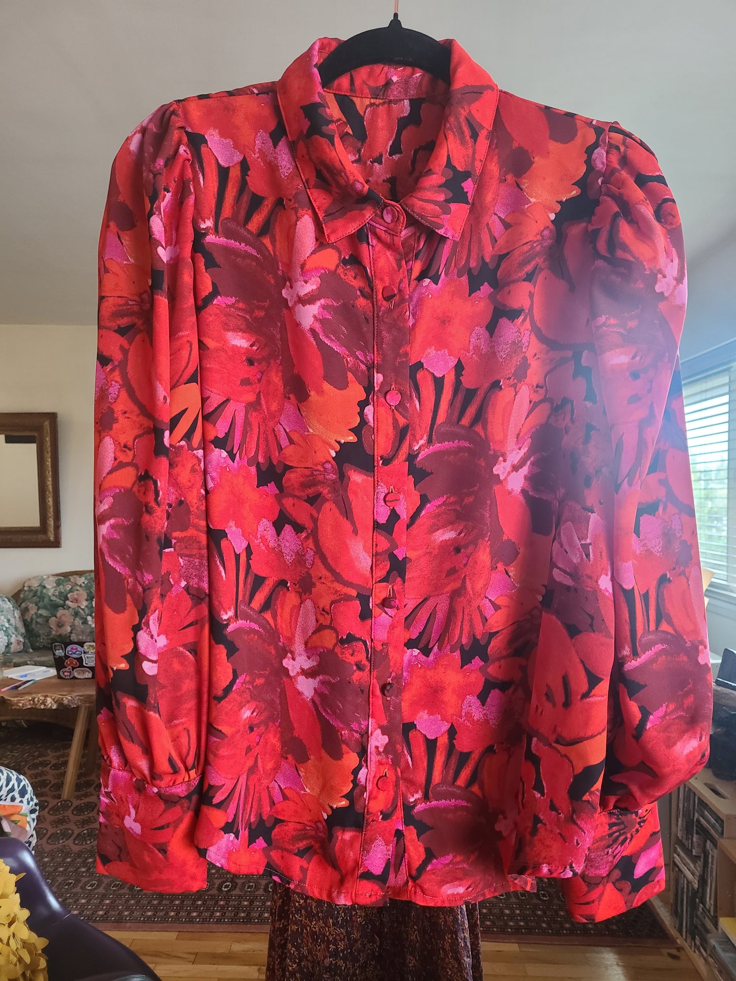 The Fiona Preloved Floral Blouse M