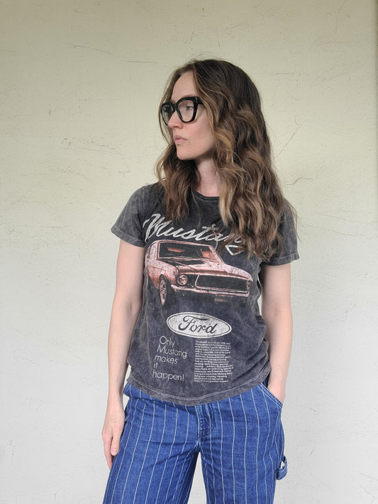 The Retro Ford Mustang Tee M