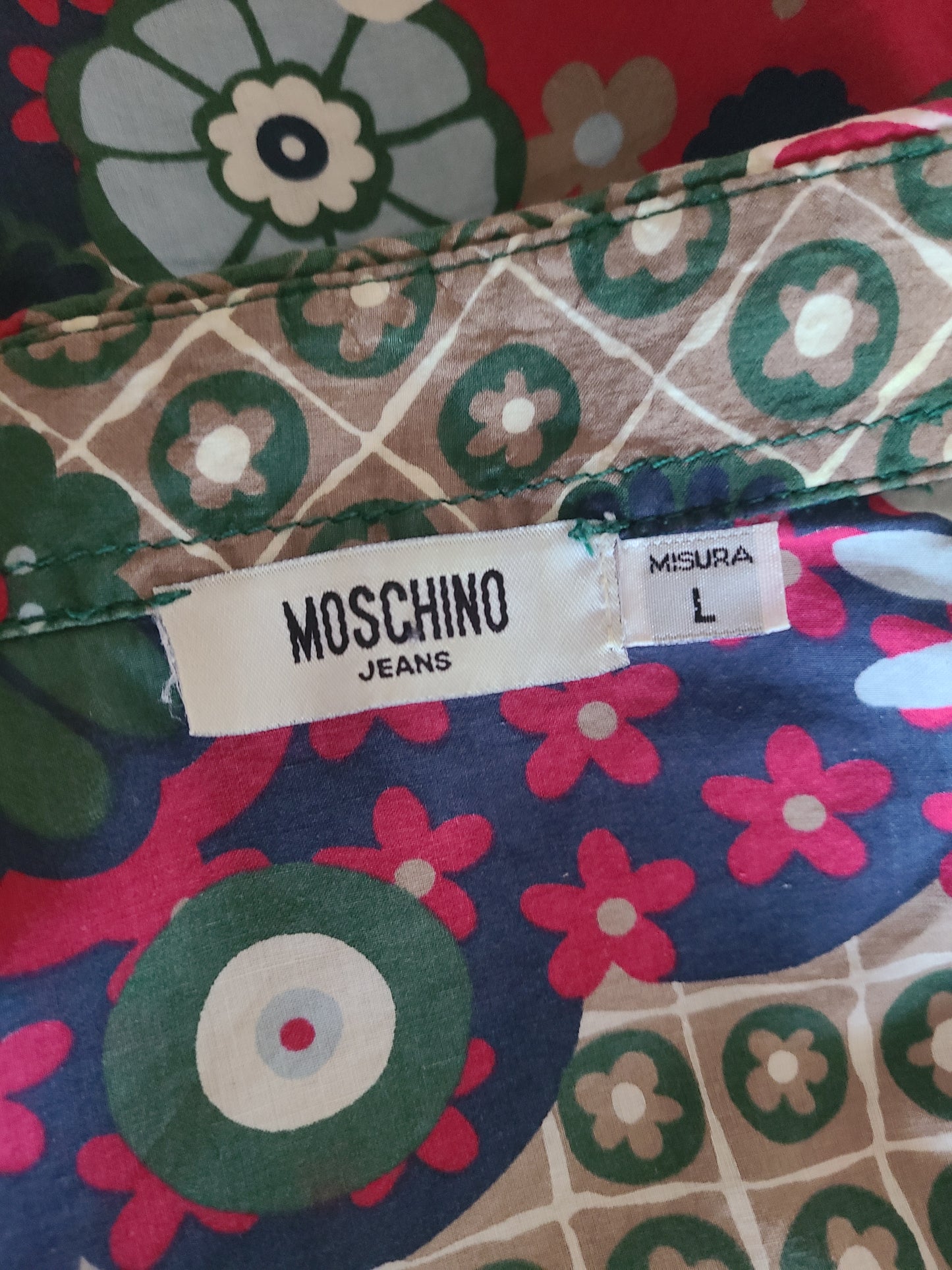The Vintage 90s Moschino Jeans Button Down Mens L