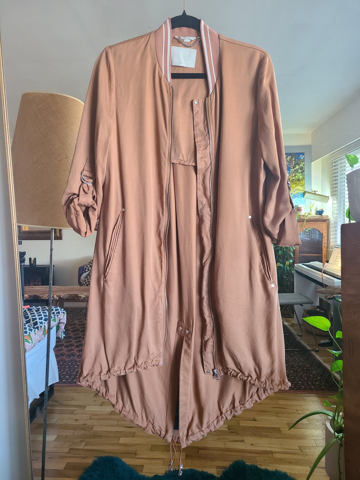 Soia & Kyo Athleisure Zip with Tuxedo Tails XS