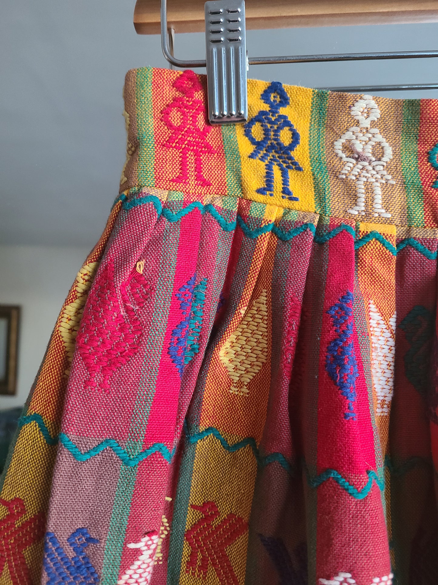 The Nia 1970s Handwoven Bohemian Vintage Maxi Skirt 28